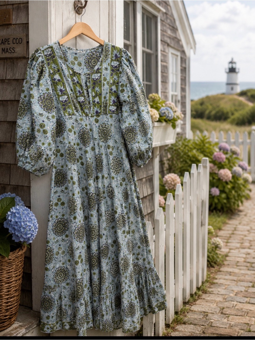 Light Blue Floral Print cotton Maxi Dress size medium